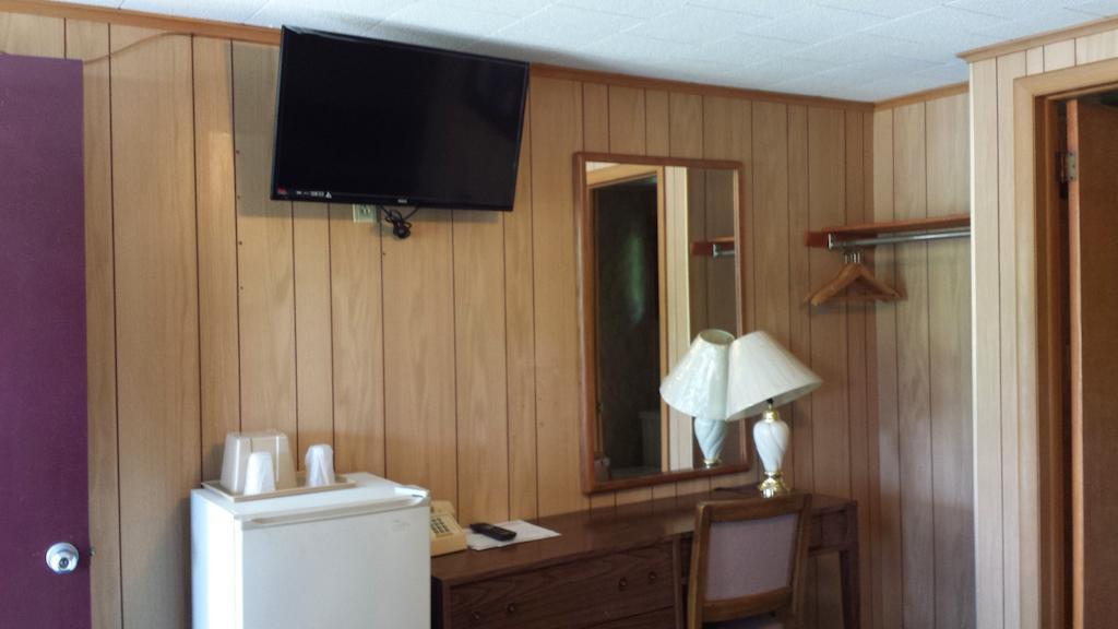Budget Lodge Clarendon Room photo
