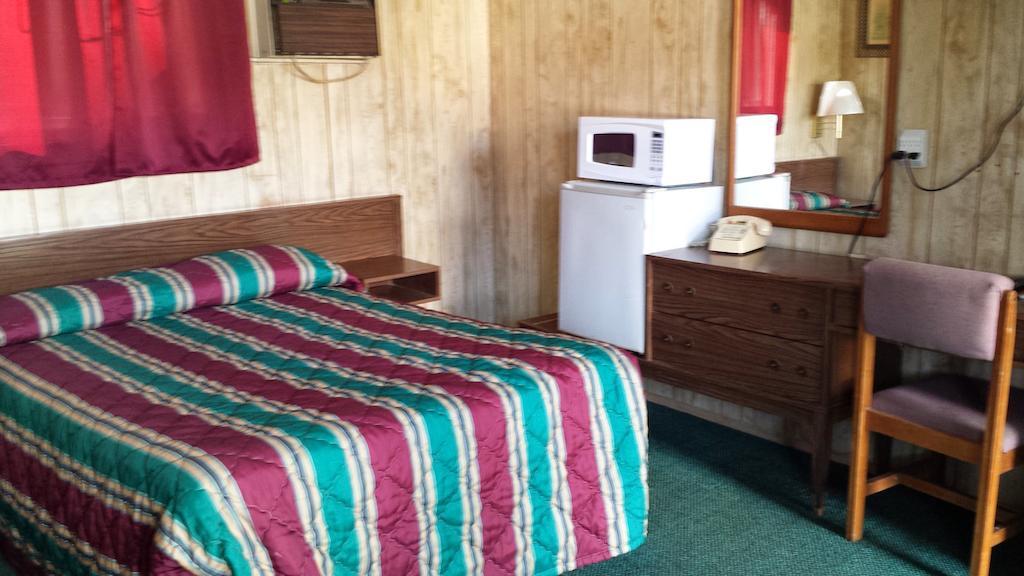 Budget Lodge Clarendon Room photo